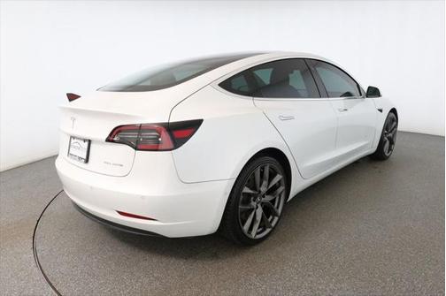 2019 Tesla Model 3 Performance