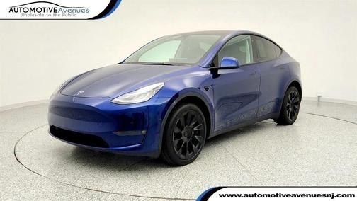 2022 Tesla Model Y Long Range Dual Motor All-Wheel Drive