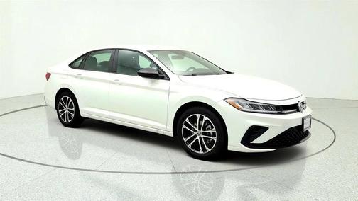 Pure White 2025 Volkswagen Jetta 1.5T Sport