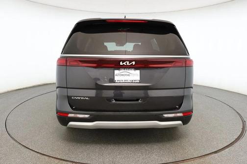 2023 Kia Carnival EX