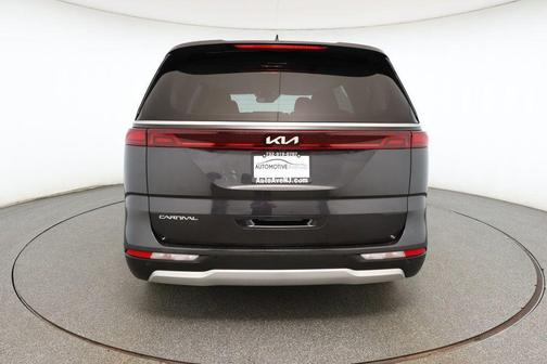 2023 Kia Carnival EX