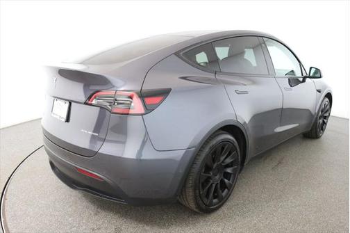 2022 Tesla Model Y Long Range Dual Motor All-Wheel Drive