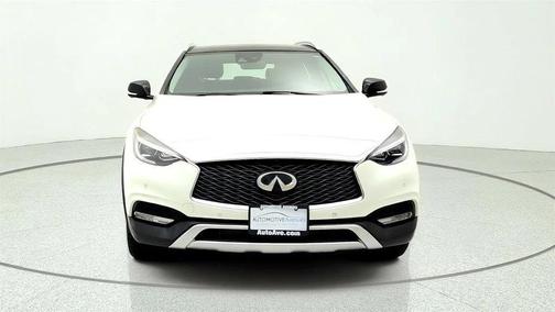 Majestic White 2018 INFINITI QX30 Premium
