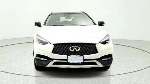 Majestic White 2018 INFINITI QX30 Premium