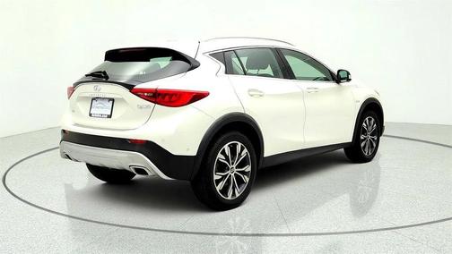 Majestic White 2018 INFINITI QX30 Premium