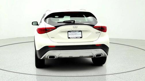 Majestic White 2018 INFINITI QX30 Premium