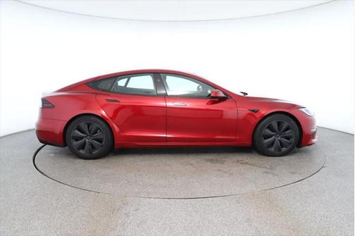 2023 Tesla Model S Standard Range