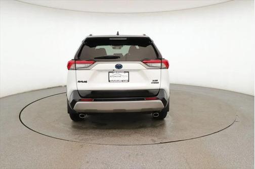 2023 Toyota RAV4 Hybrid SE