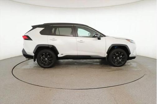 2023 Toyota RAV4 Hybrid SE