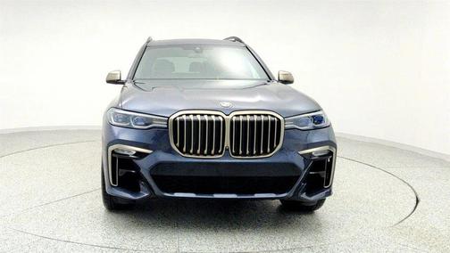 2022 BMW X7 M50i