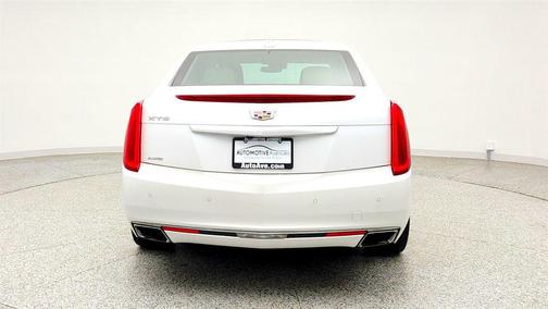 Crystal White Tricoat 2017 Cadillac XTS Luxury