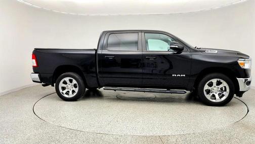Diamond Black Crystal Pearlcoat 2021 RAM 1500 Big Horn/Lone Star