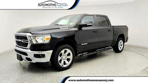 Diamond Black Crystal Pearlcoat 2021 RAM 1500 Big Horn/Lone Star