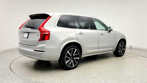 Silver Dawn Metallic 2023 Volvo XC90 B6 Plus 7-Seater