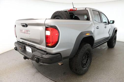 2024 GMC Canyon AT4X