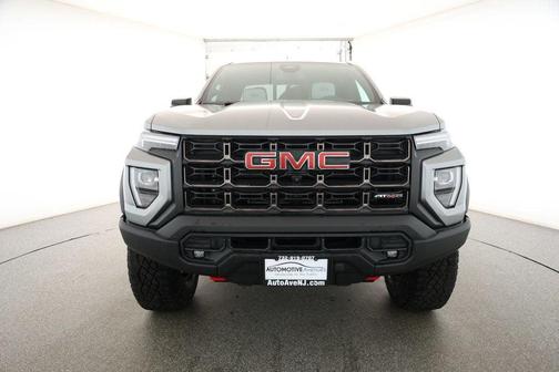 2024 GMC Canyon AT4X