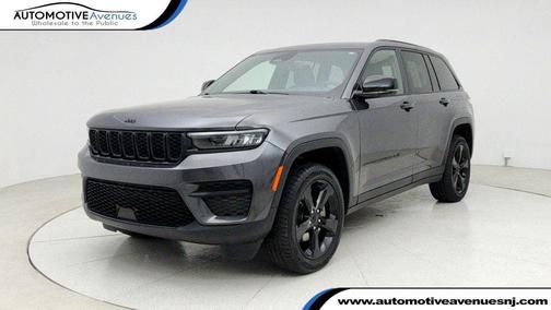 2022 Jeep Grand Cherokee Altitude