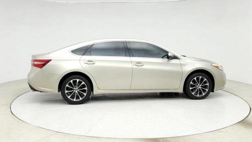 2016 Toyota Avalon XLE