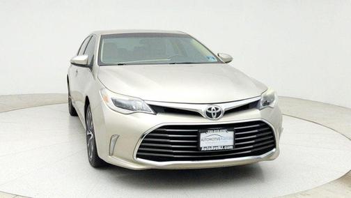 2016 Toyota Avalon XLE