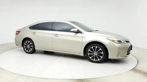 2016 Toyota Avalon XLE