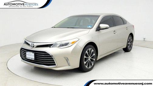 2016 Toyota Avalon XLE
