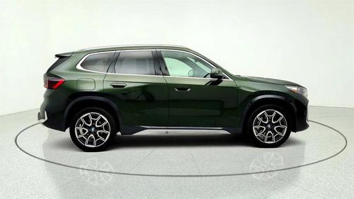 San Remo Green Metallic 2025 BMW X1 xDrive28i