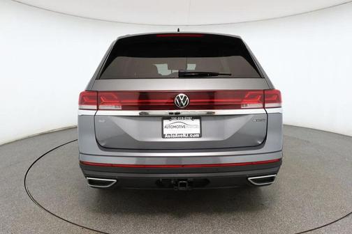 2024 Volkswagen Atlas 2.0T SE w/Technology 4MOTION