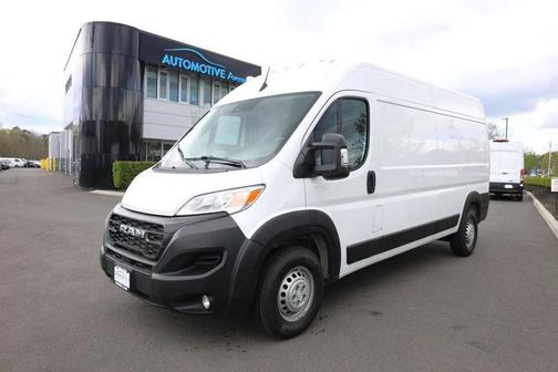Bright White Clearcoat 2024 RAM ProMaster 2500 Tradesman