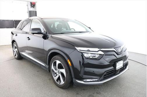 2023 VinFast VF 8 Eco AWD 82 kWh
