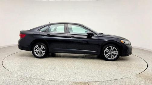 Deep Black Pearl 2023 Volkswagen Jetta 1.5T SE