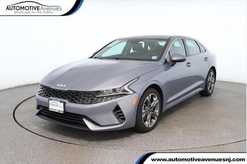 2022 Kia K5 LXS