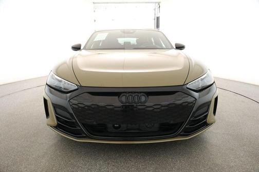 2022 Audi e-tron GT Prestige