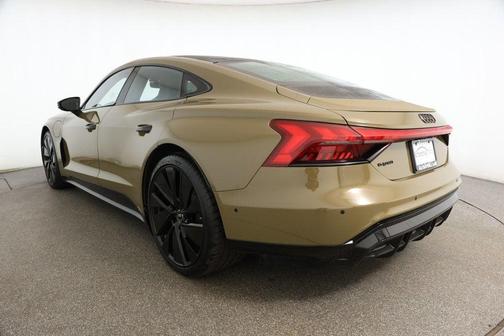 2022 Audi e-tron GT Prestige