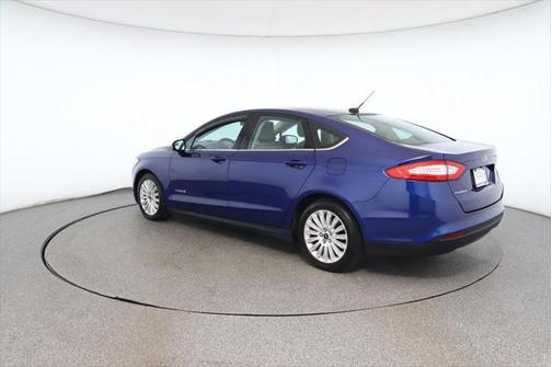 2016 Ford Fusion Hybrid S