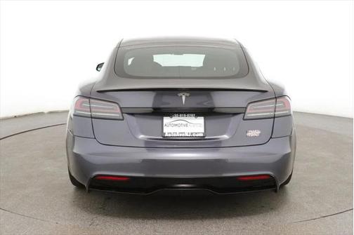 2022 Tesla Model S Plaid