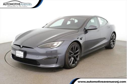 2022 Tesla Model S Plaid