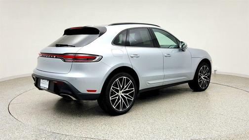 Dolomite Silver Metallic 2025 Porsche Macan T