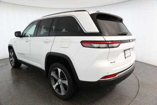 2023 Jeep Grand Cherokee 4xe Base
