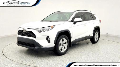 2020 Toyota RAV4 XLE