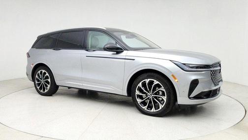 2024 Lincoln Nautilus Reserve