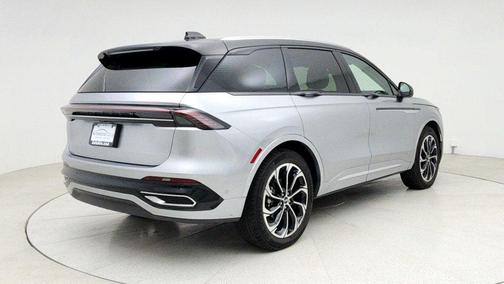 2024 Lincoln Nautilus Reserve