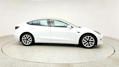 Pearl White Multi-Coat 2018 Tesla Model 3 Long Range