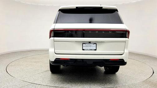 PRISTINE WHITE METALLIC 3C 2025 Lincoln Navigator Reserve