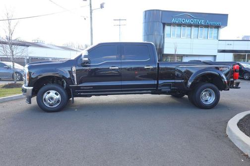 2025 Ford F-350 Lariat