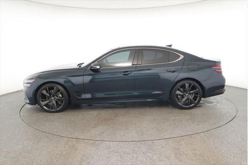 2023 Genesis G70 2.0T RWD