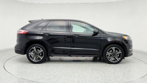 2023 Ford Edge ST