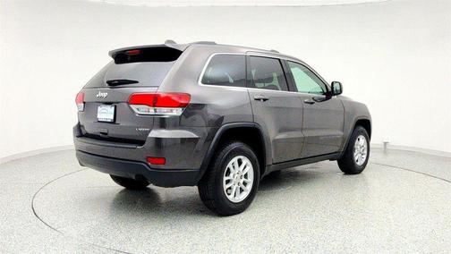 2020 Jeep Grand Cherokee Laredo