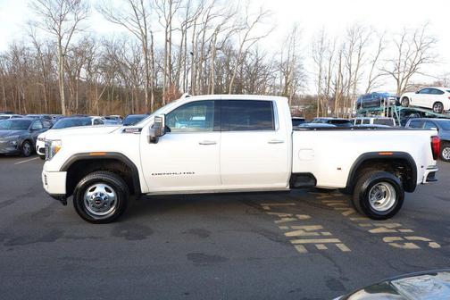 2022 GMC Sierra 3500 Denali