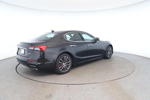 2022 Maserati Ghibli Modena Q4