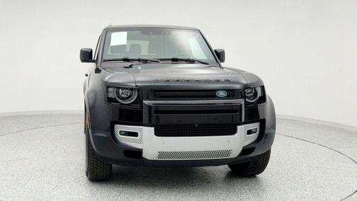 2023 Land Rover Defender 90 SE